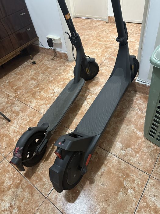 2 Scooters xiaomi
