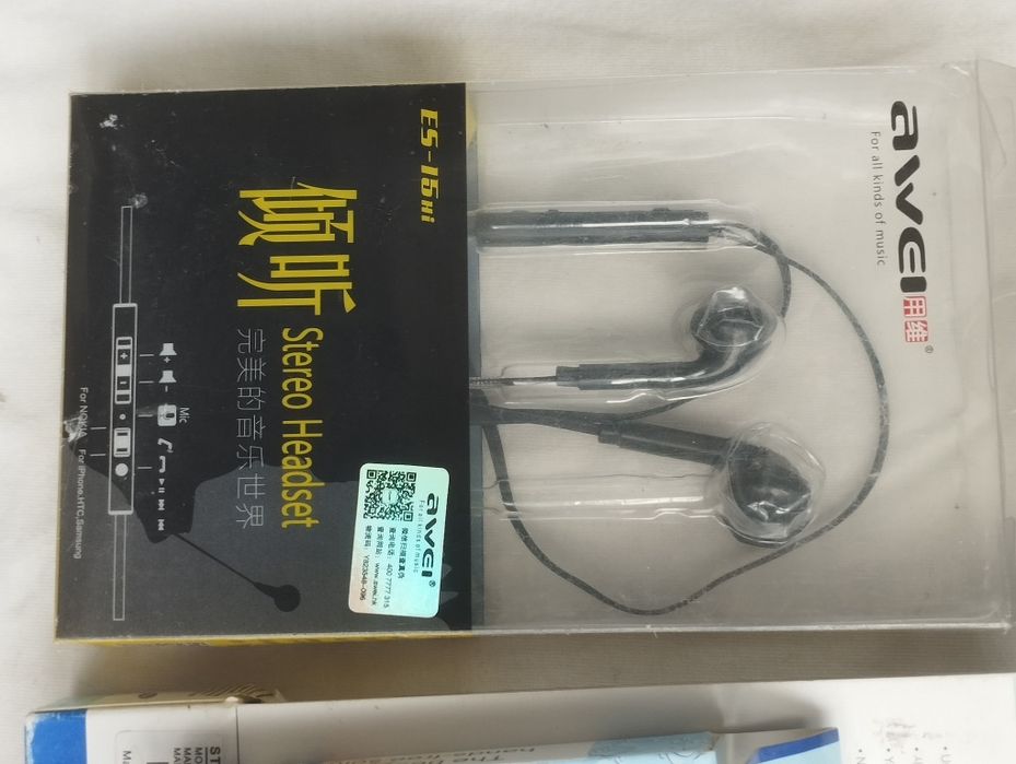 Наушники для телефона