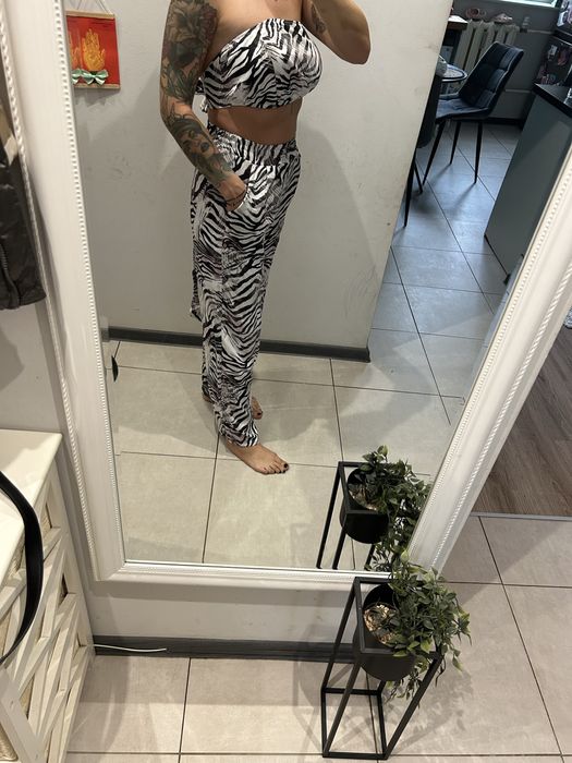 Komplet top i spodnie nowe