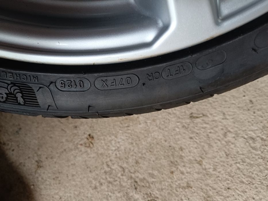 Koła felgi audi 225//40 R18