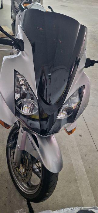 Honda vfr800vtec