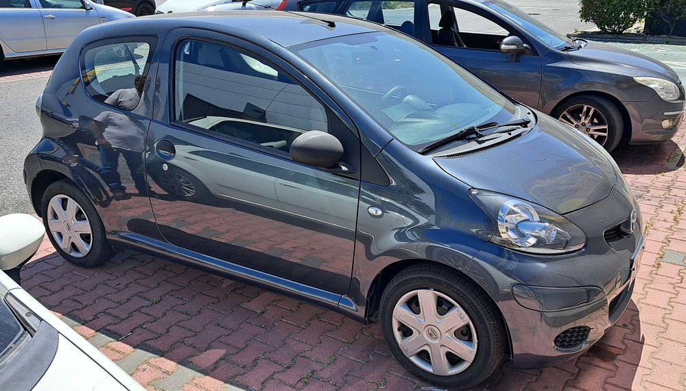 Vender Toyota AYGO