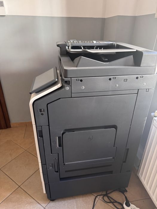 Konica Minolta bizhub c300i