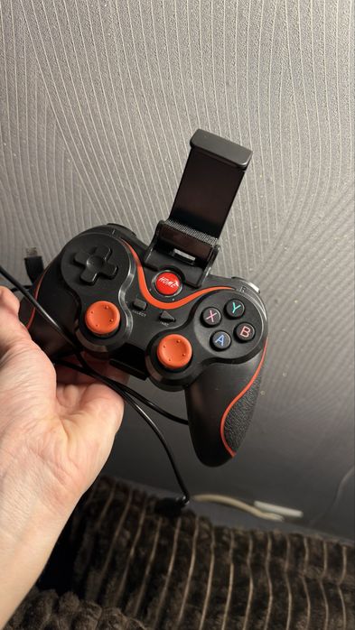 Джойстик  для игр для телефона