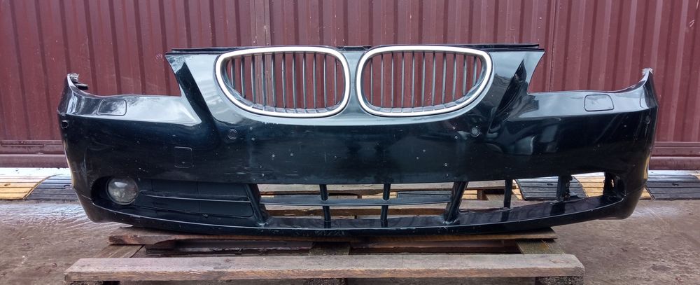 Бампер передній BMW E60 5 Series БМВ Е60