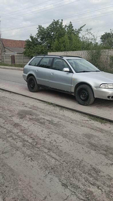 Ауди А4 B5 1.9 Audi турбо дизель универсал кожаный салон максимальная комплектация