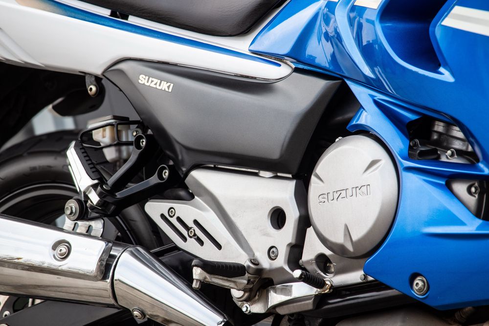 Suzuki GSR250F Motozet