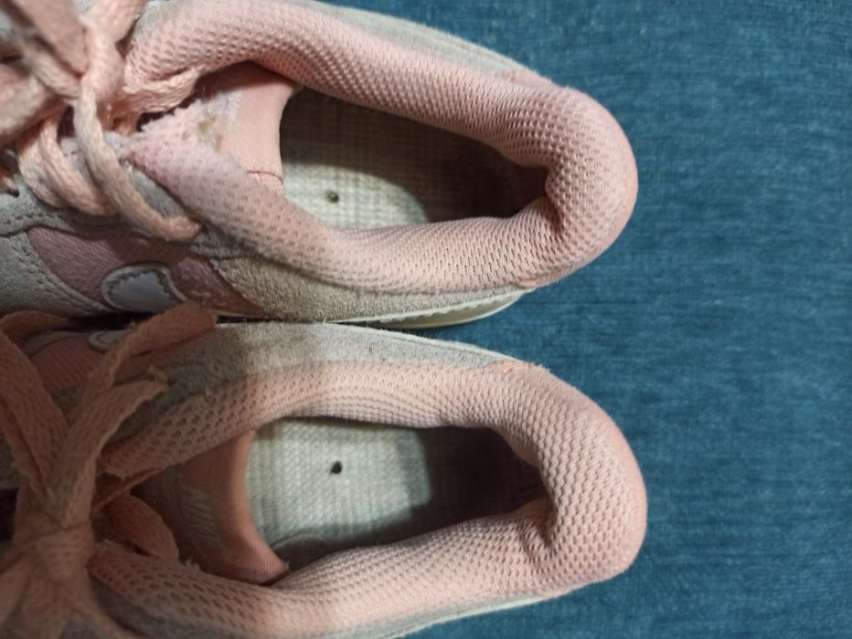 Tênis Nike Rosa e cinza
