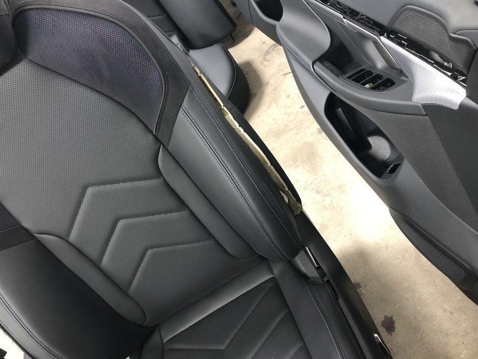 Комплектний салон з картами М-пакет BMW i5 G60 2023-