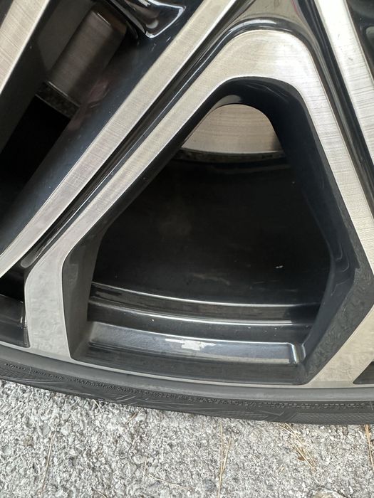Диски Audi 5x112 R21 8,5J ET30 5x112 r21