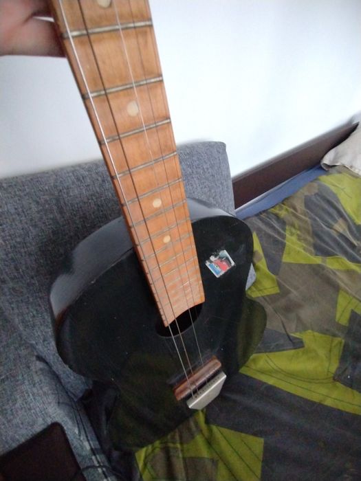 Гітара  акустична