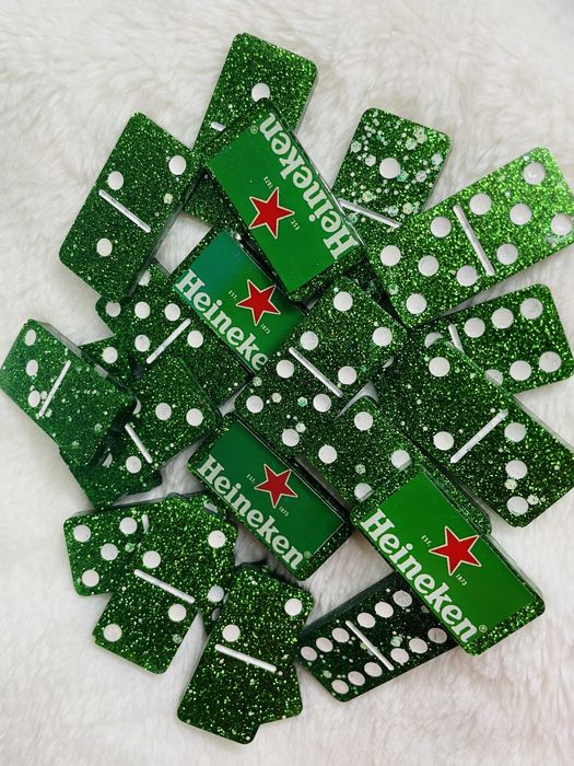 Jogos Dominó e Jogo do Galo