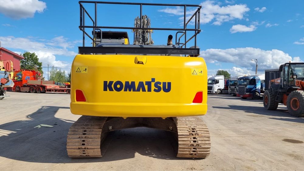 Продам экскаватор Komatsu PC 210 LC , 2018 г