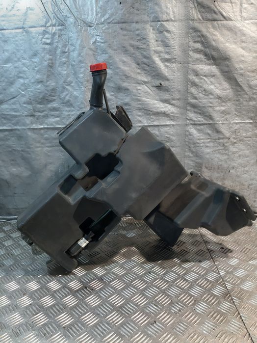Zbiorniczek Spryskiwaczy A9608696520 Mercdes-Benz Actros Mp4
