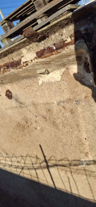 Tampa de fibra para atrelado/reboque com estrutura em ferro para tenda