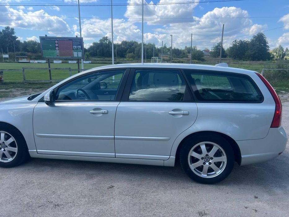 Volvo V50 2010 VIN YV1MW76F2B2611115 фото оголошення 2 з 24