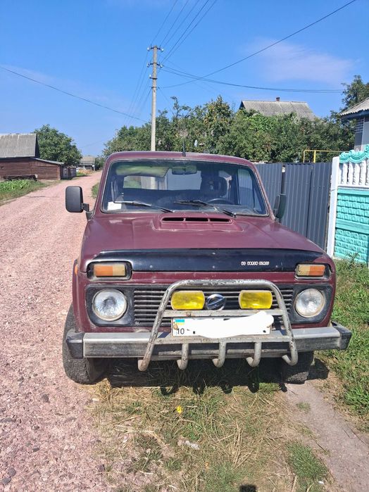 Автомобіль  Нива