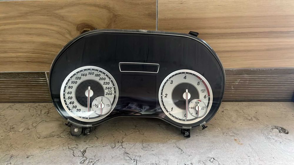 Quadrante MERCEDES-BENZ A-CLASS (W176)