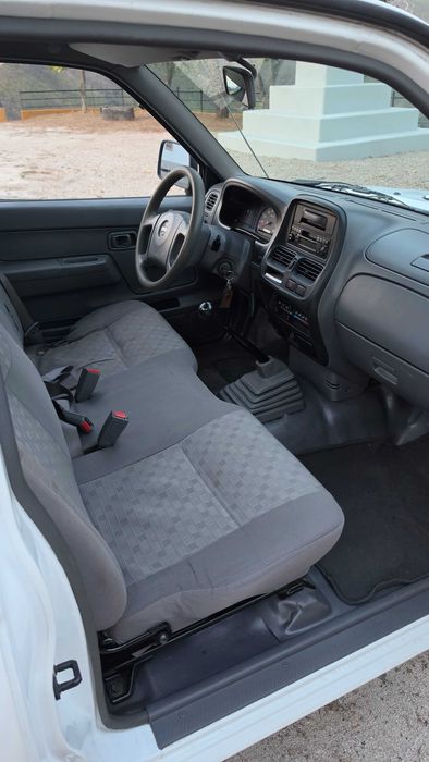Carrinha Nissan D22
