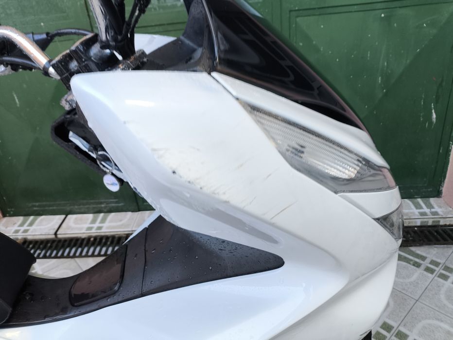 Honda PCX 125 scooter