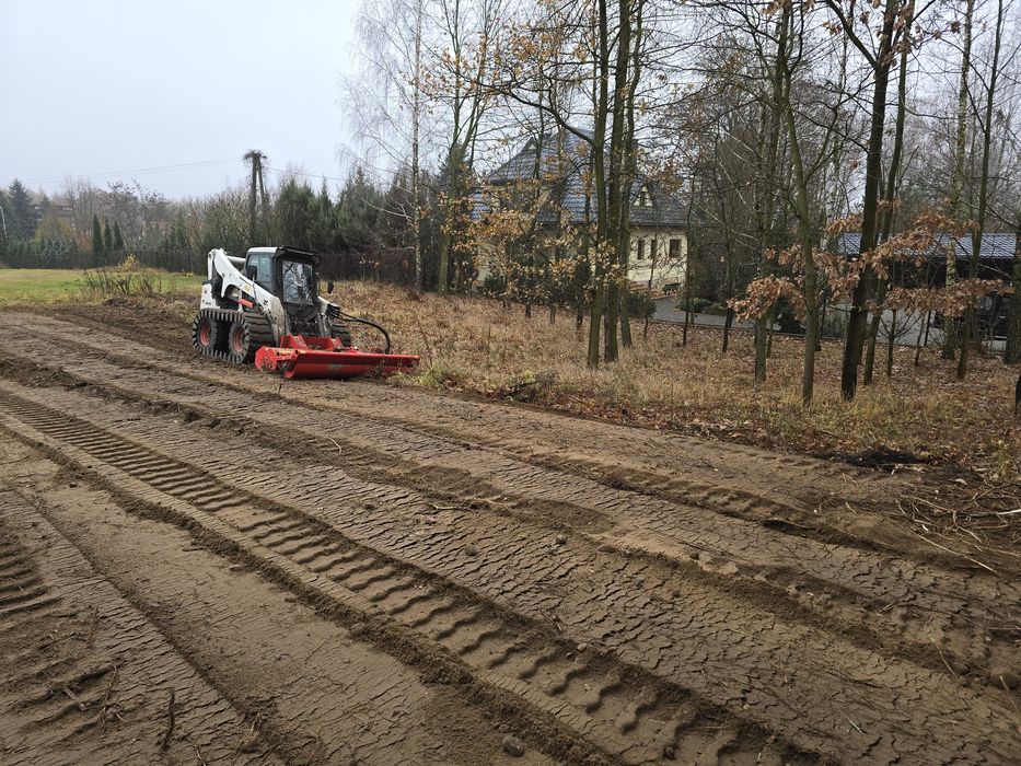 Mulczer leśny, mulczowanie, karczowanie mulczer wgłębny  wycinka drzew