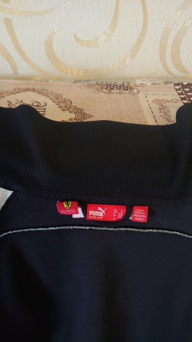 Фірмова кофта puma