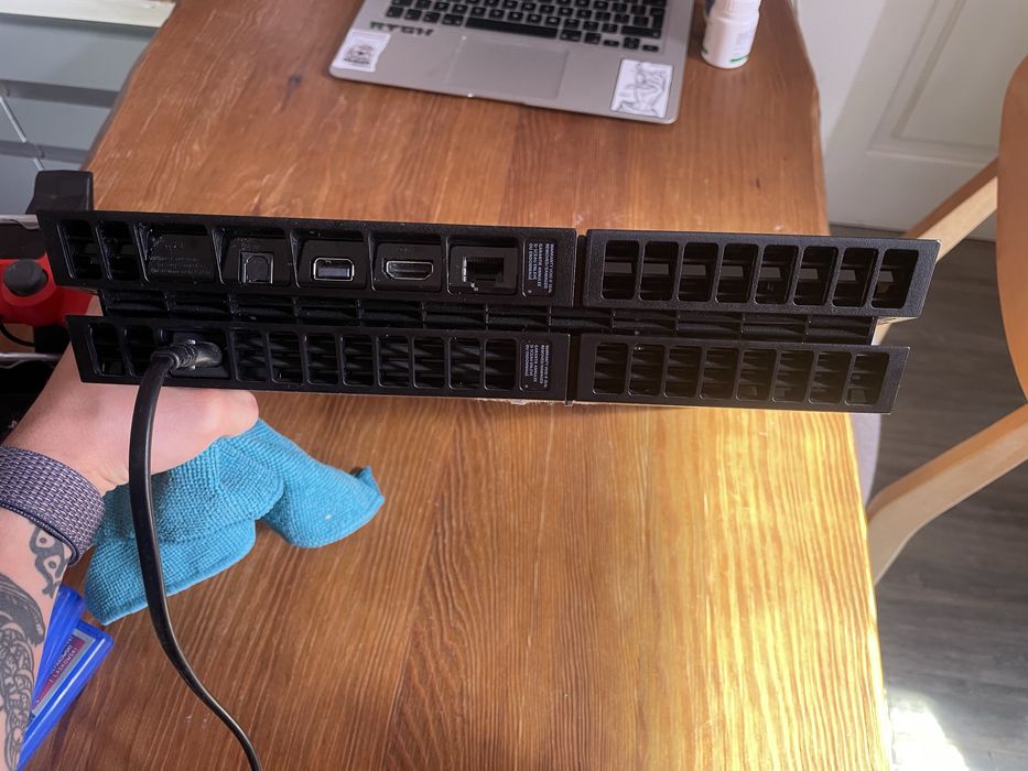 PlayStation 4 (PS4 Fat) 1TB