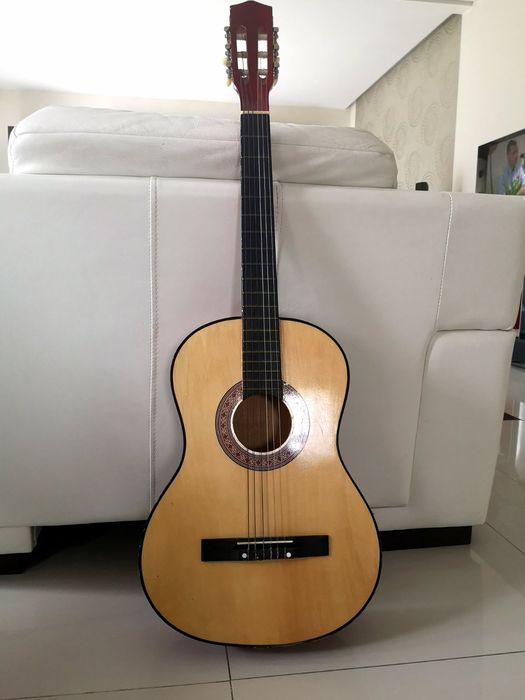 Gitara akustyczna