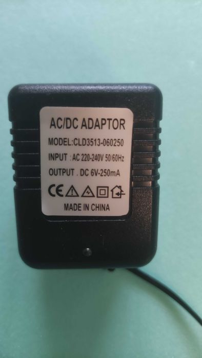 Блок питания AC/DC Adapter 6V-250mA