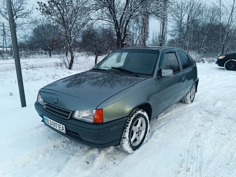 Авто у гарному стані!
Дно поварене і оброблено від корозії 
Охайний доглянутий салон з гарною музикою і шумоізоляцією
Мотор працює добре як на газу так і на бензині 
Ходова вся зроблена нічого не гремить 
Зимова гума на дисках 
Будь який вид переоформлення в тому числі через дію 
Дзвоніть домовимося!