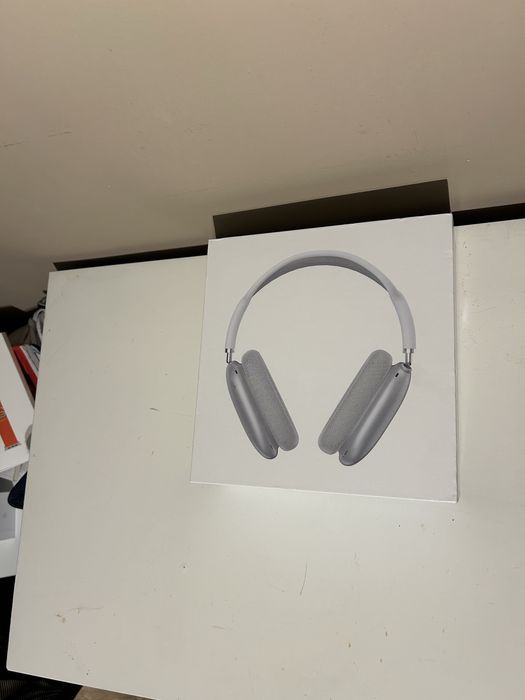 Air pods max uzywane