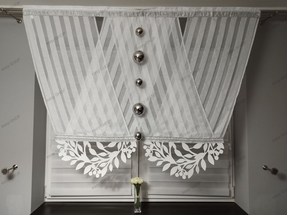 Girlanda 5 srebrnych kul dekoracja okna