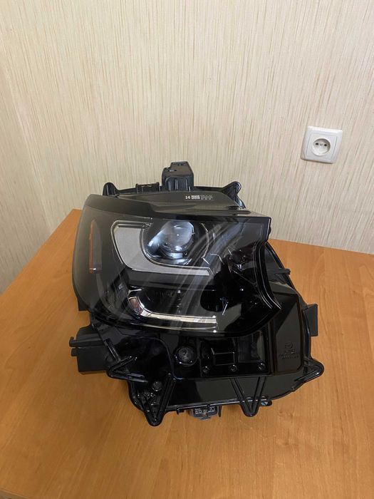 Фара передня права Mazda CX-70 / CX-90 (2024–2026) LED