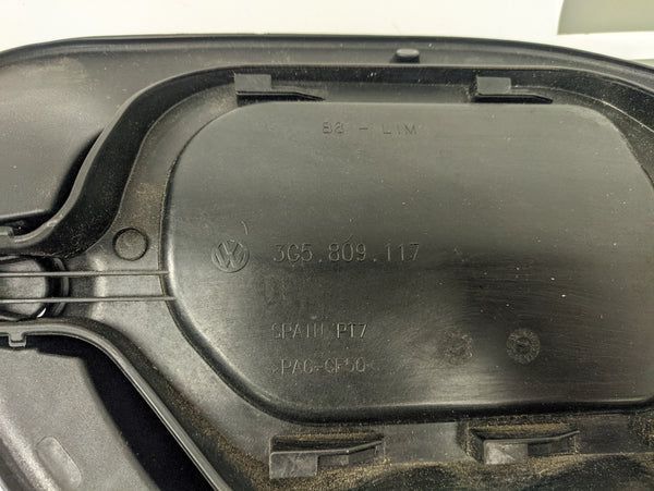 Tampa do depósito de combustível Volkswagen Passat B8