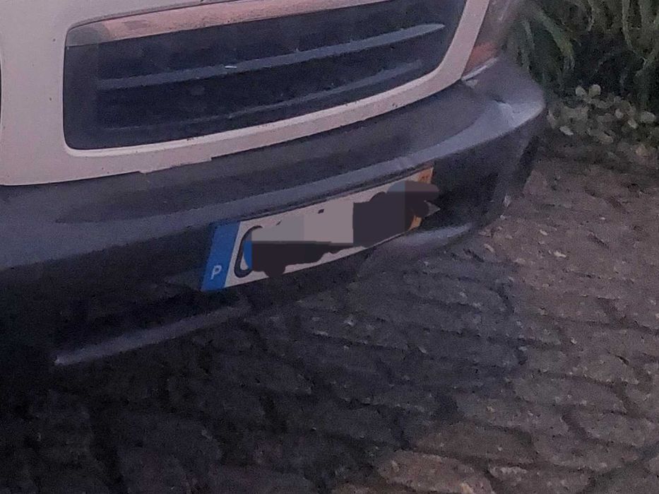 Caixa aberta 6 lugares poucos km