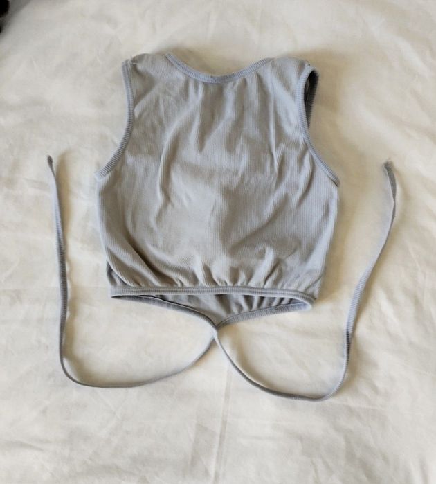 топ з зав'язкою жіночий