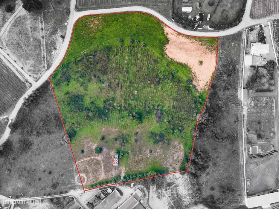 Terreno Rustico em Palmela 14250m2, com viabilidade de construção.400m
