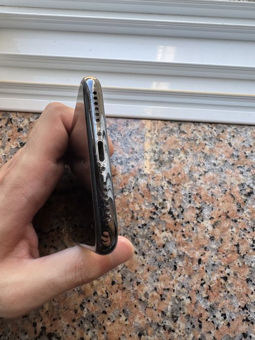 Iphone XR 64 GB - Avariado / Não liga