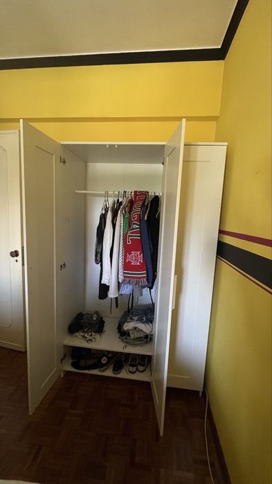 Guarda-Roupa branco Ikea