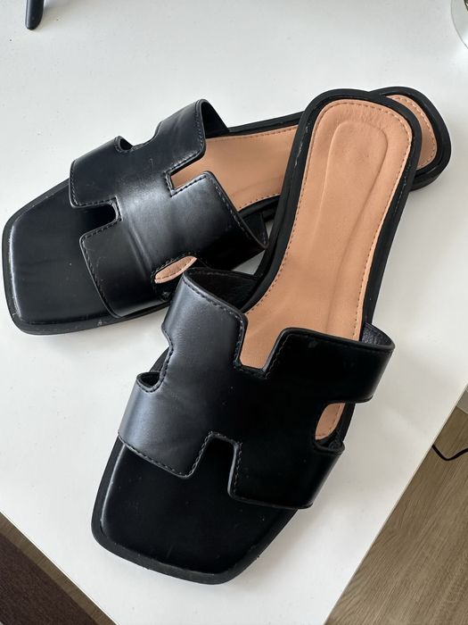 Шльопанці для вулиці