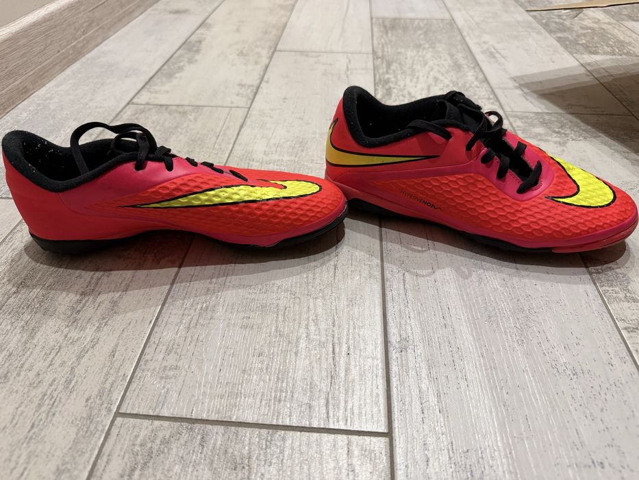 nike hypervenom
