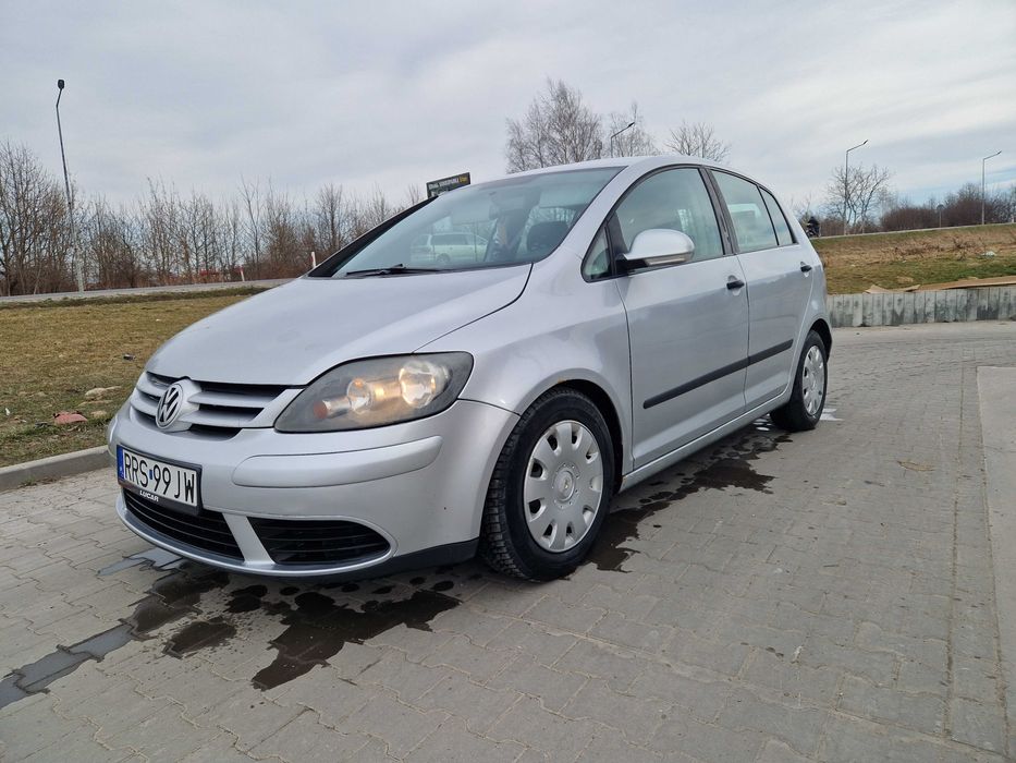 Volkswagen Golf V 1.9 TDI Plus