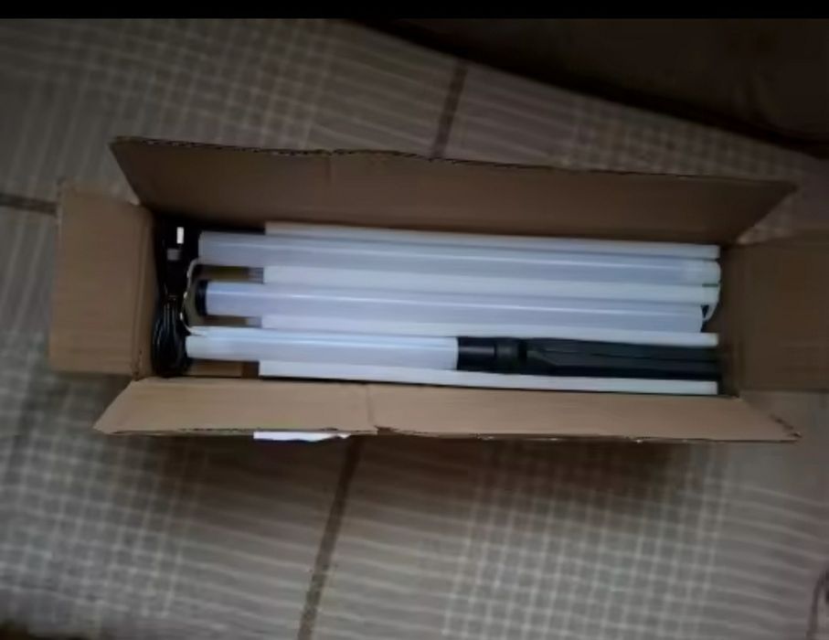 Lampa LED narożna stojaca