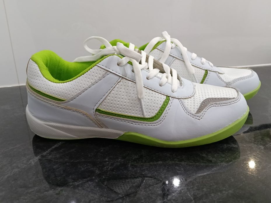 Buty sportowe rozm. 39
