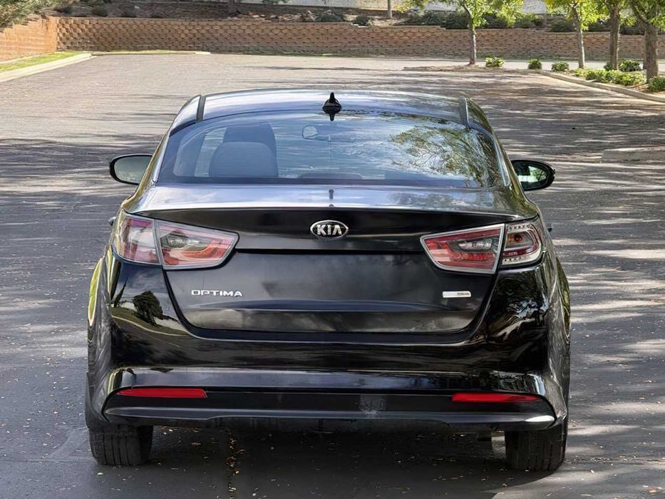 Kia Optima Hybrid      2016
