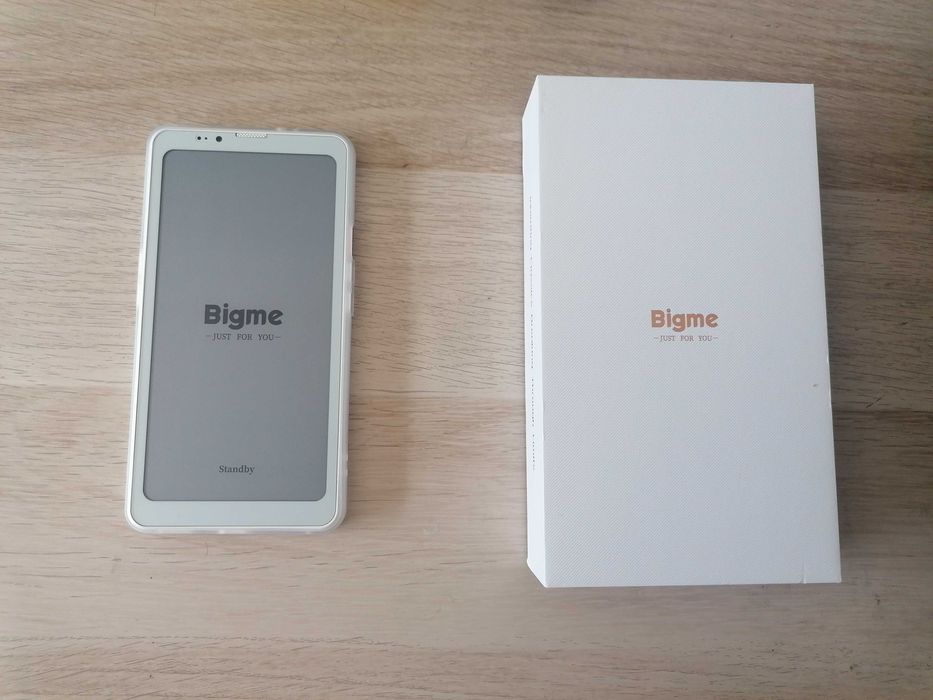 Fully new e-ink phone Bigme hibreak pro color