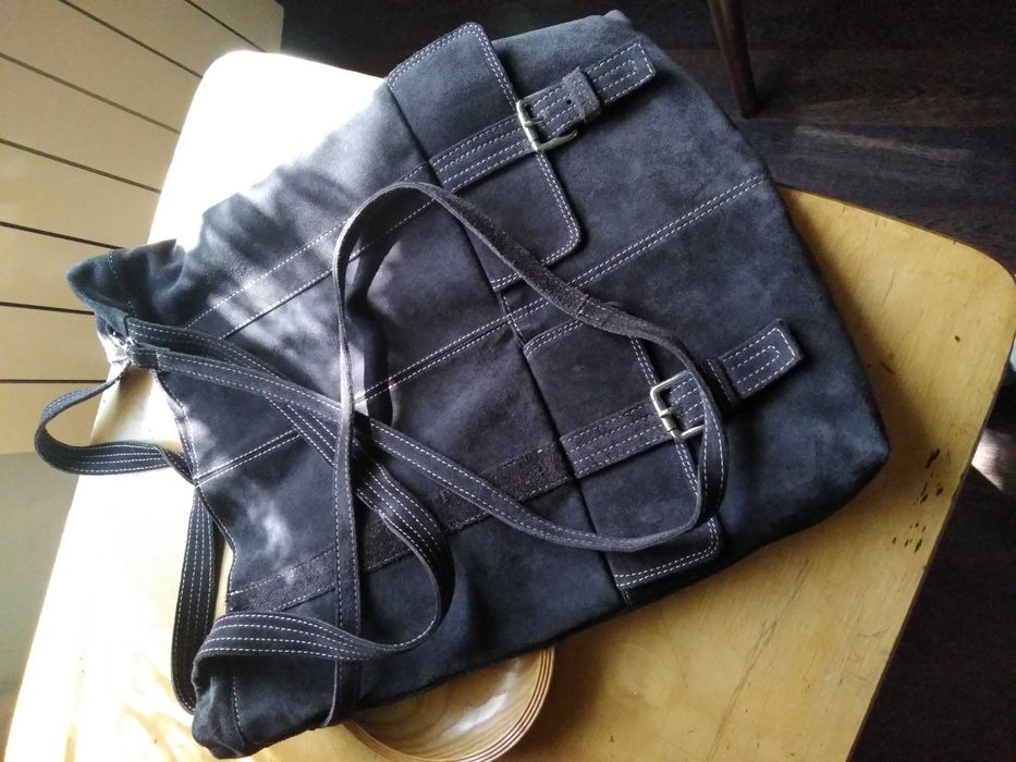 Venezia. Szara torba z paskiem i ramiączkami. Stan wyśmienity.