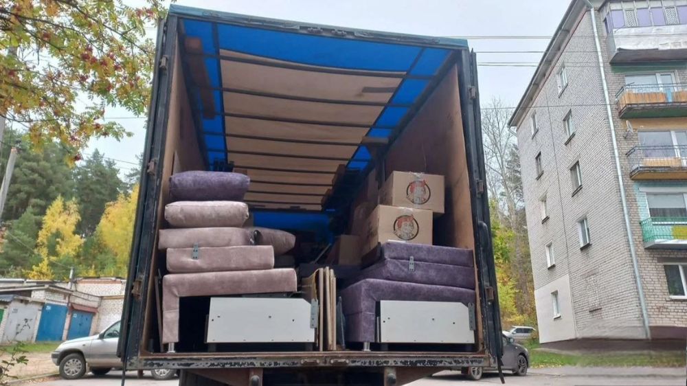 Грузоперевозки , Грузчики , Вантажні перевезення , Перевозка мебели