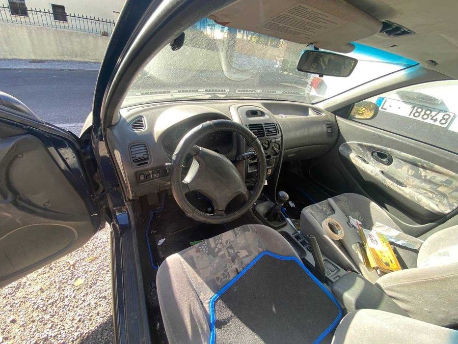 Mitsubishi Carisma 1.9 GLX TD (1998) inteiro ou partes — photo 5