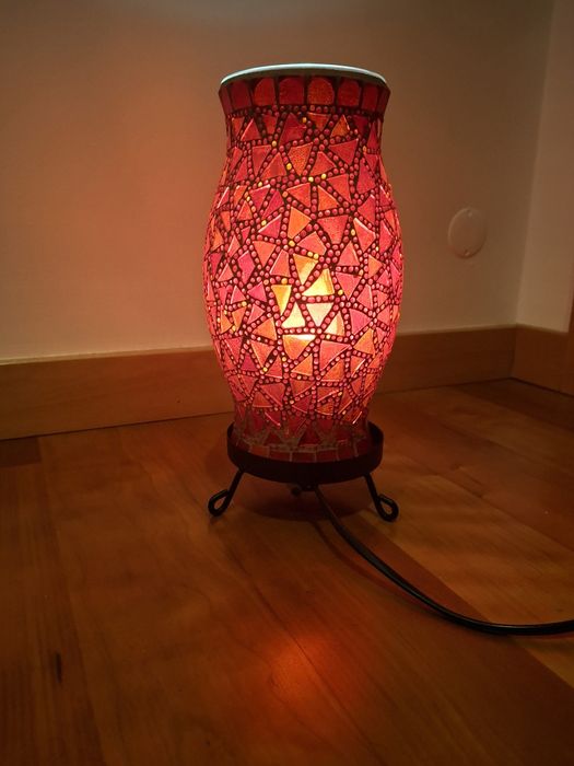 Candeeiro de mesa vidro mosaico vermelho